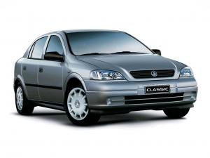 Holden Astra Classic 2004 года
